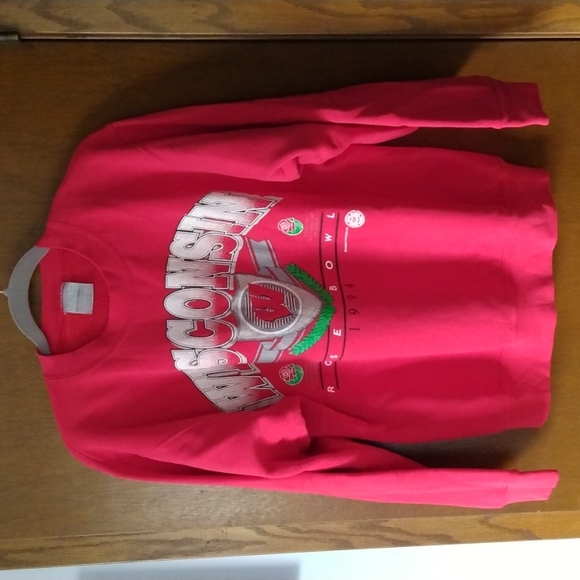 Oneita Tops - Wisconsin Badgers 1994 Rose Bowl Parade of Roses Sweatshirt  Sz XL 18-20